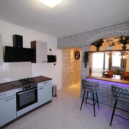 Josip Apartament
