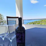 Josip Apartment Starigrad Paklenica